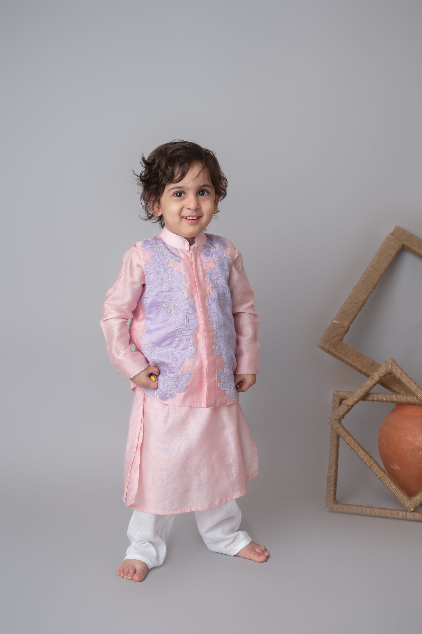 Pink floral applique bandhgala and kurta set for infant boys