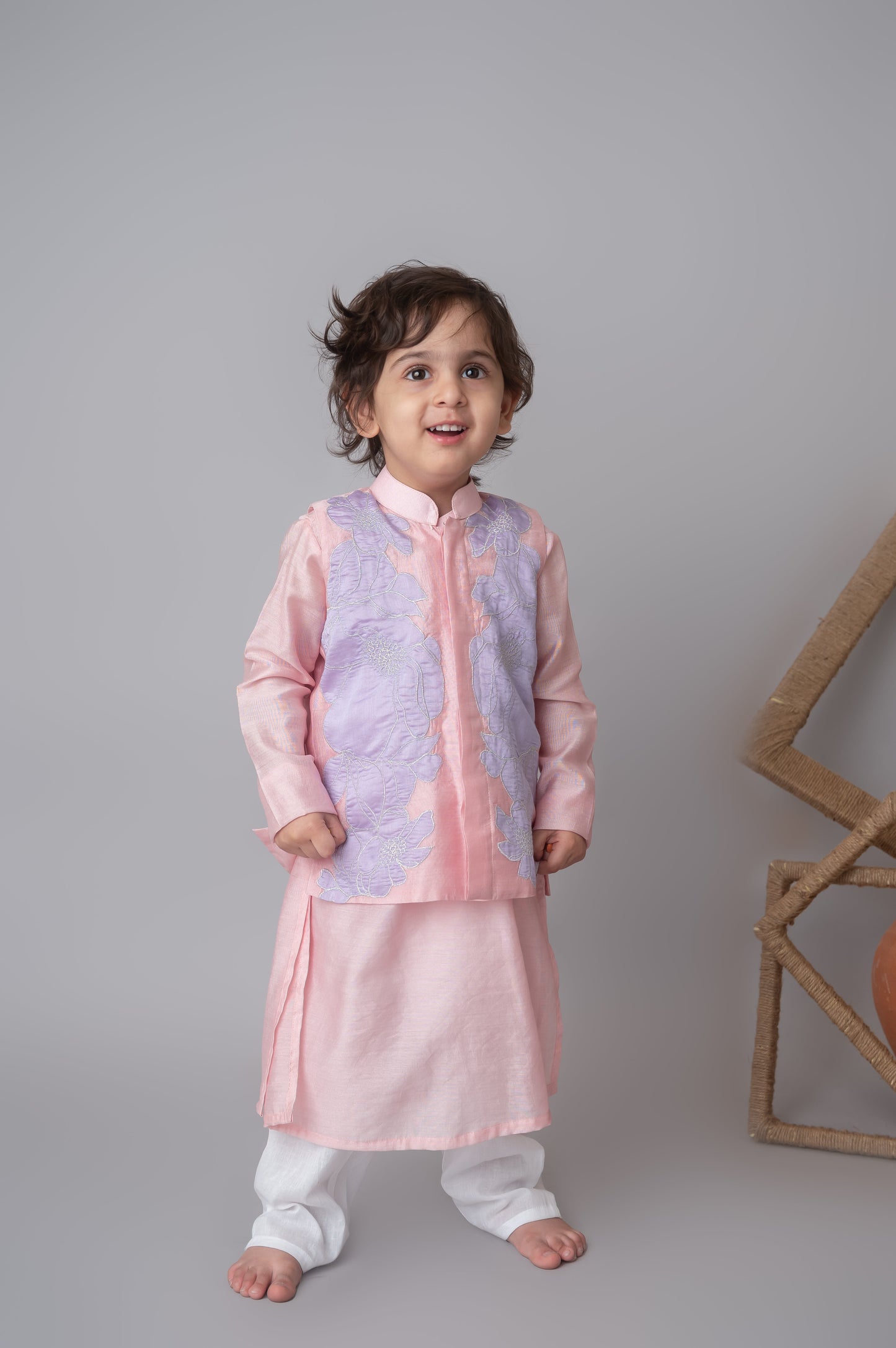 Pink floral applique bandhgala and kurta set for infant boys