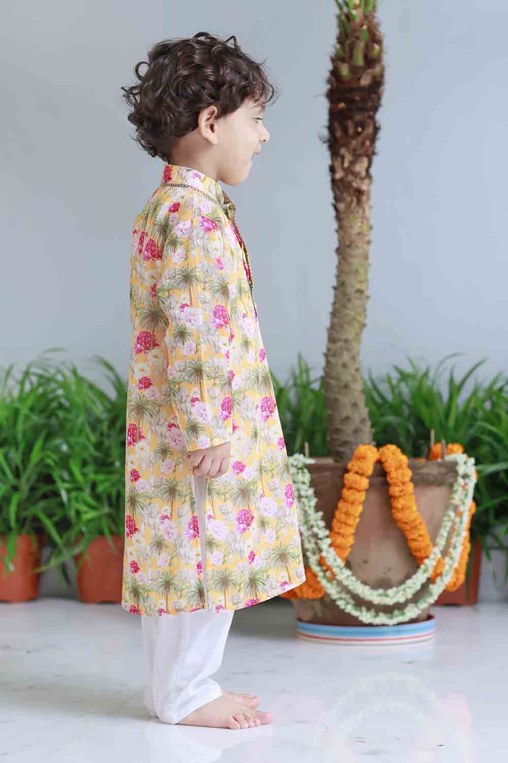 Elephant print kurta set for infant boys