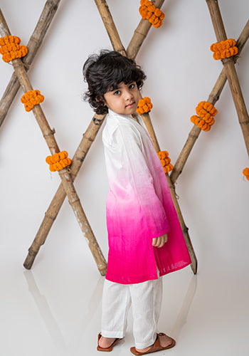 Fuschia Shaded kurta with motif set for infant boys