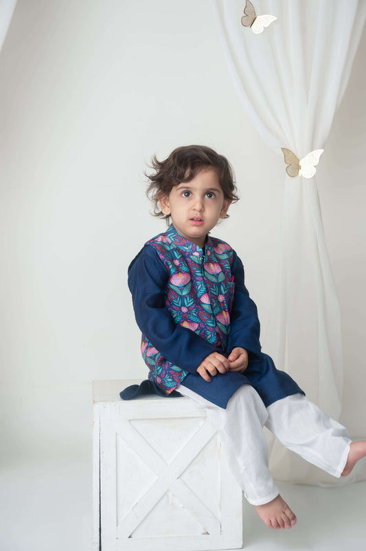 Floral printed bandhgala and kurta set for infant boys