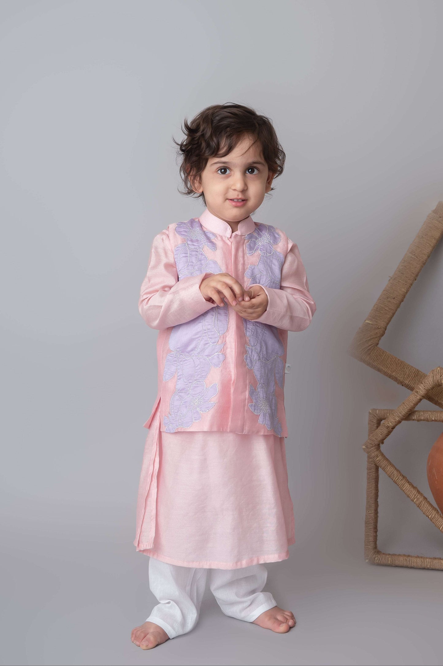 Pink floral applique bandhgala and kurta set for infant boys