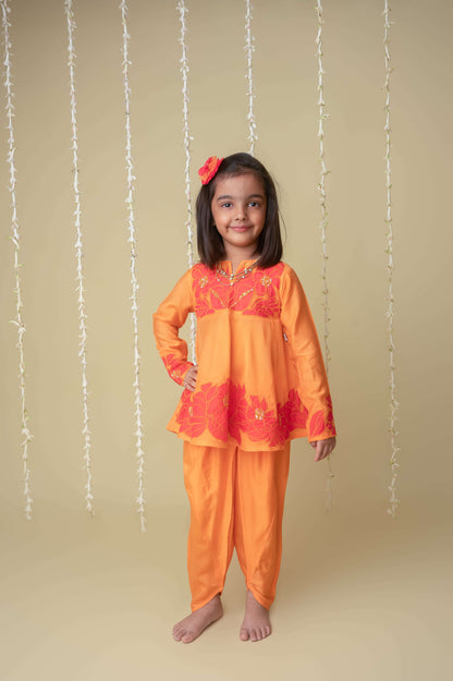 Sunset applique dhoti set