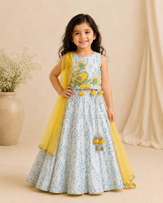 Bandhej lehnga with floral embroidery set for girls