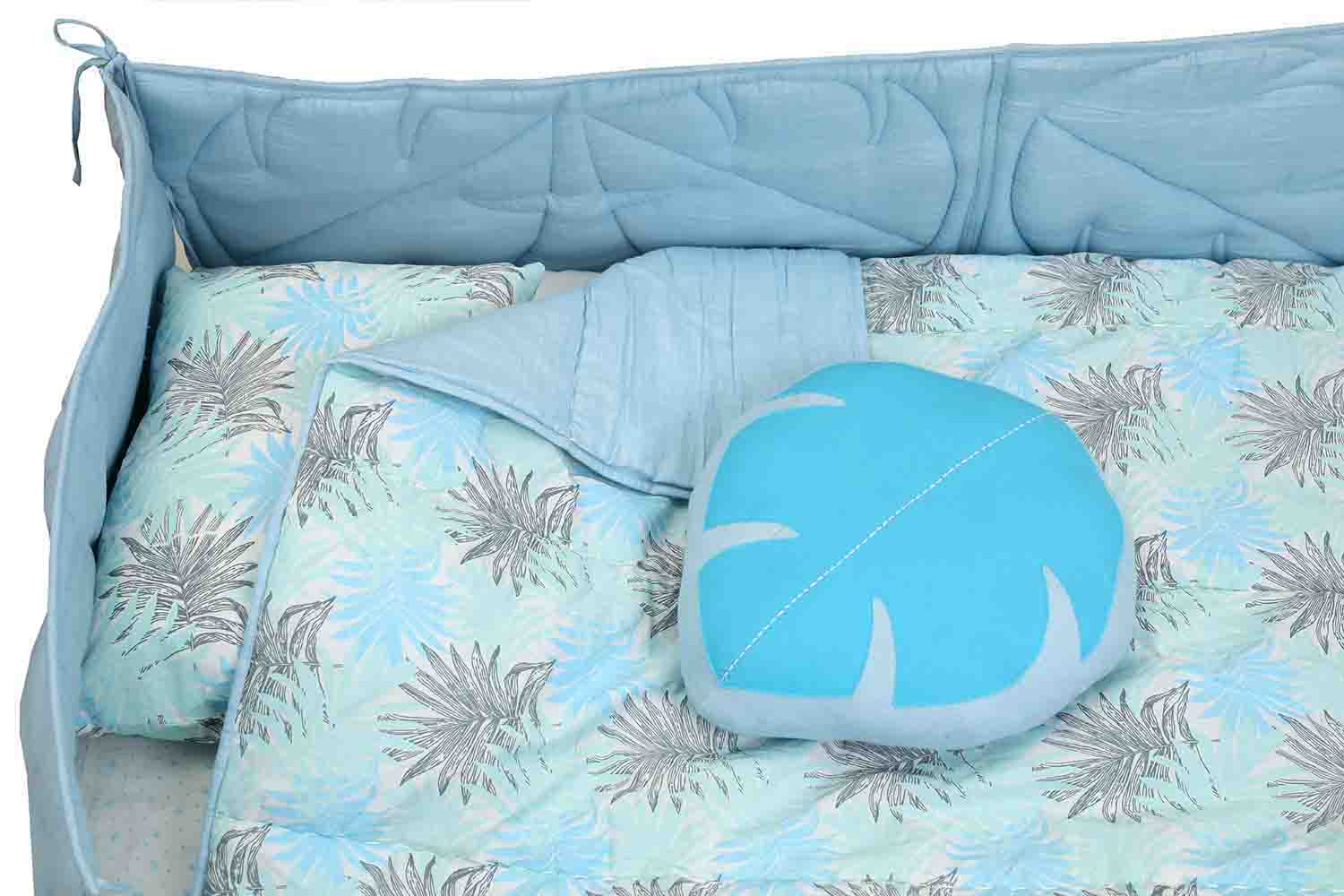 blue fern quilted bumper-4