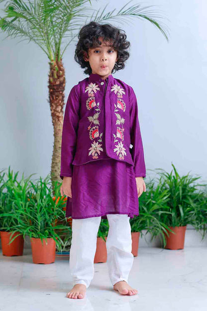 Purple traditional embroidered kurta set for infant boys