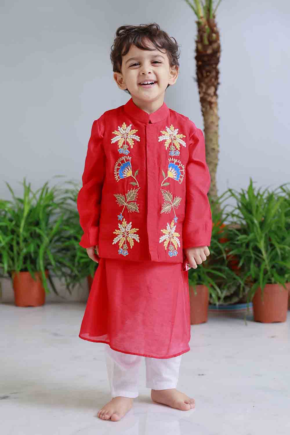 Red traditional embroidered kurta set for infant boys