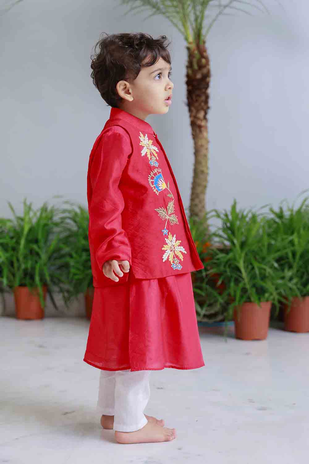 Red traditional embroidered kurta set for infant boys