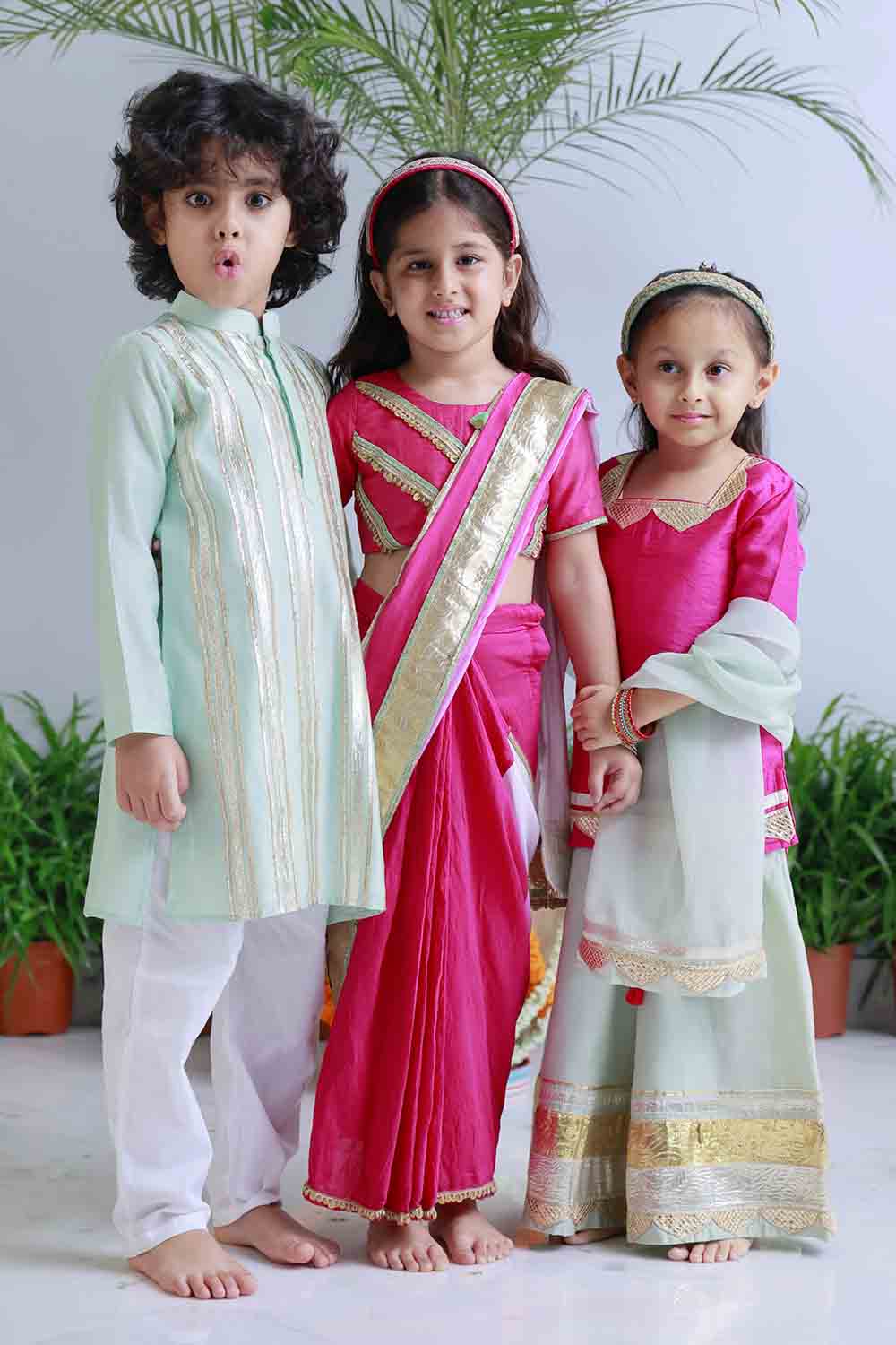 Gota embellished kurta set