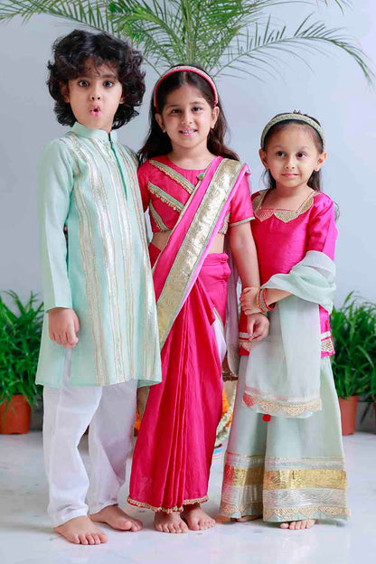 Gota embellished kurta set