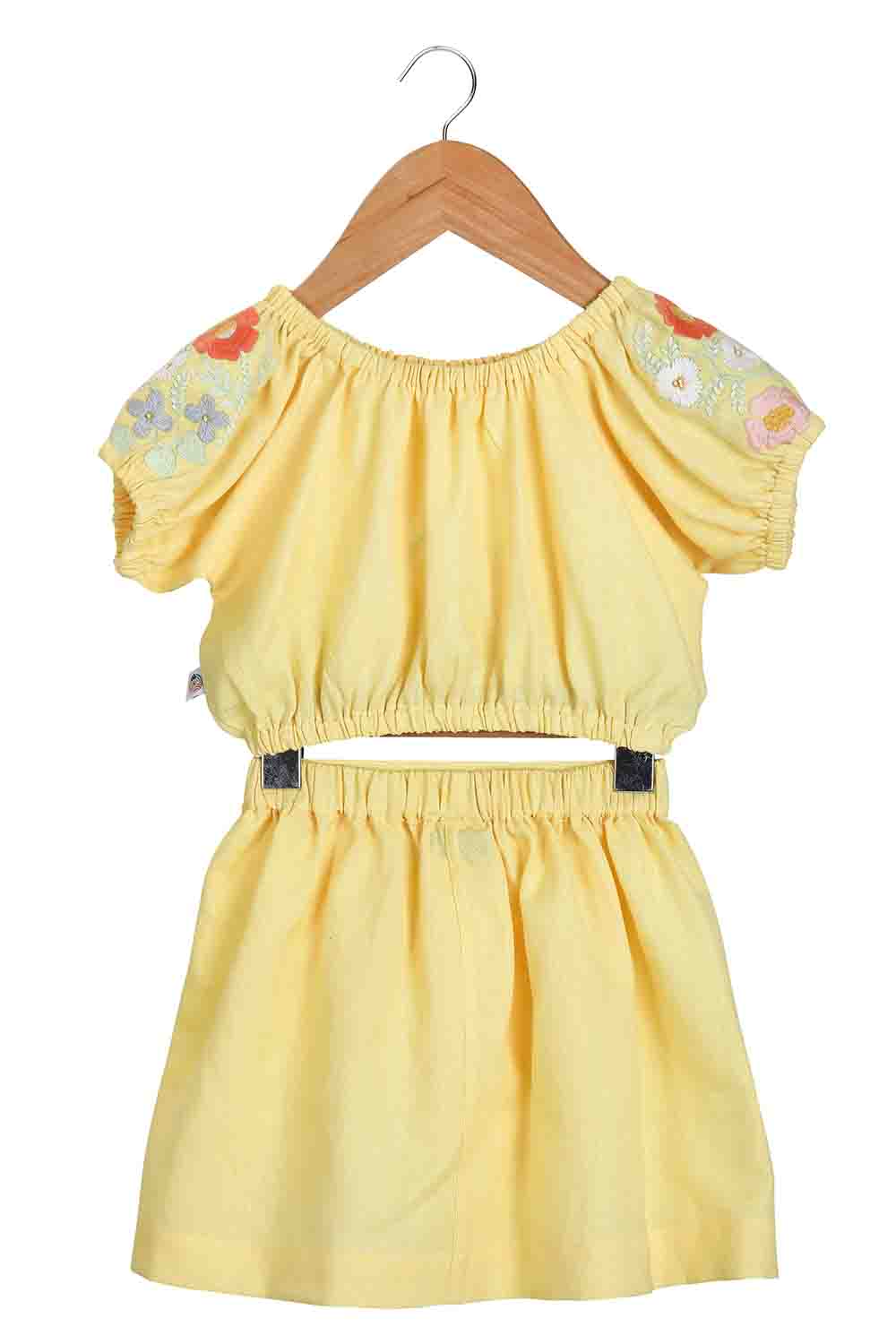 spring crop top and blouse-2